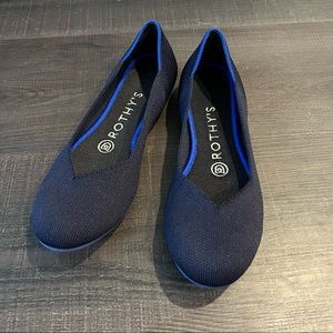 Rothy’s Solid Navy Round Toe Flat